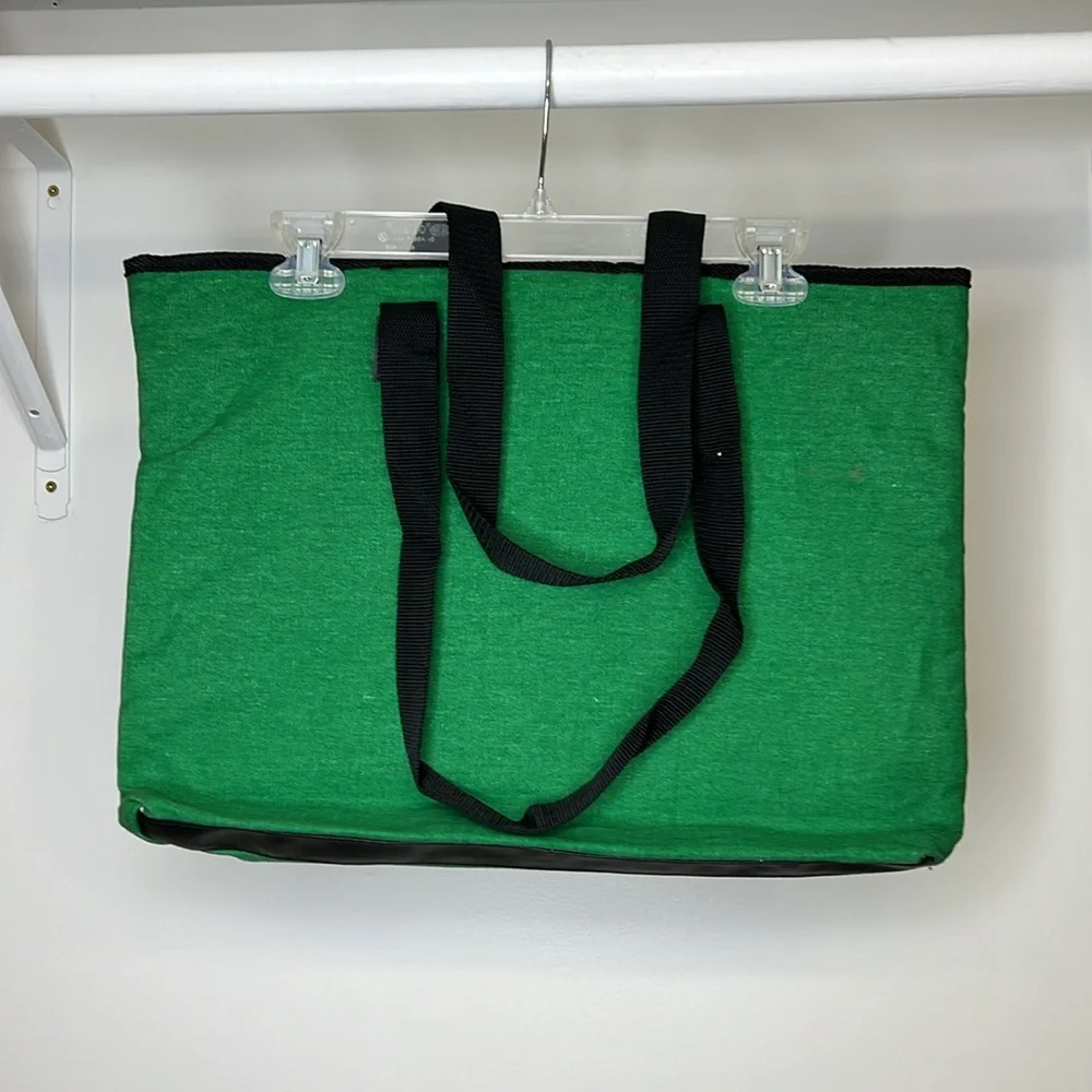 NWT Mickey Unlimited‎ Holiday Disney Green Tote Bag- OS
